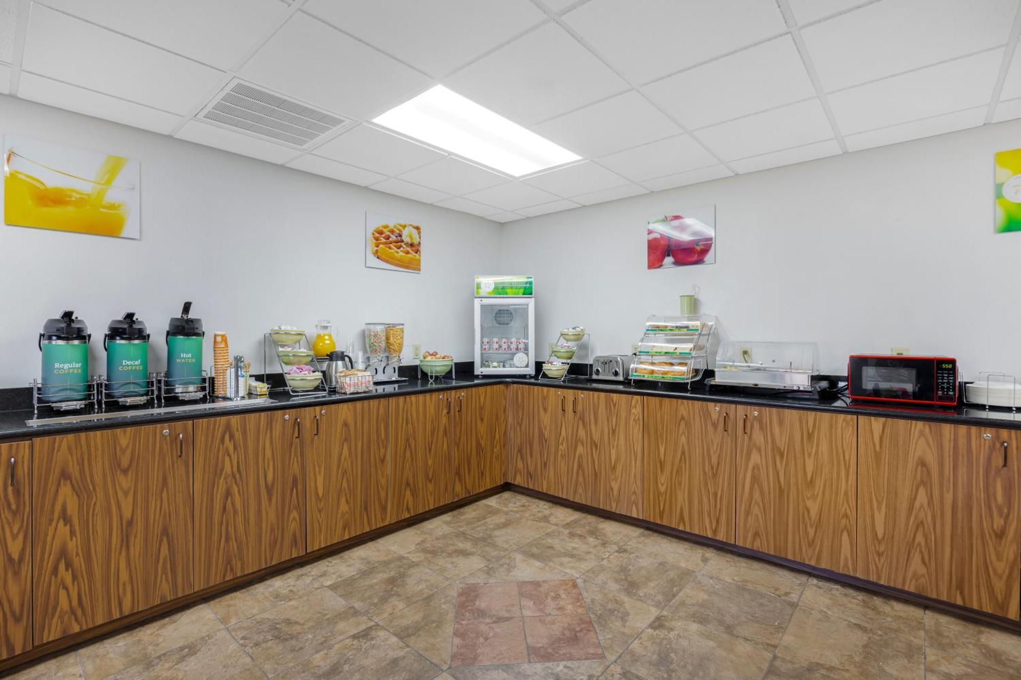 Quality Inn & Suites Monterey, Tn - Crossville, Tn Exterior photo